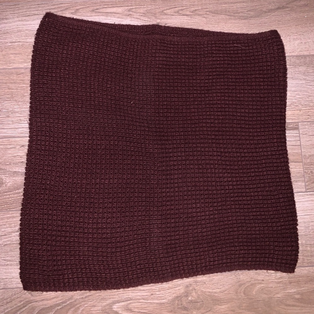 TNA Infinity Scarf - Picture 2 of 2